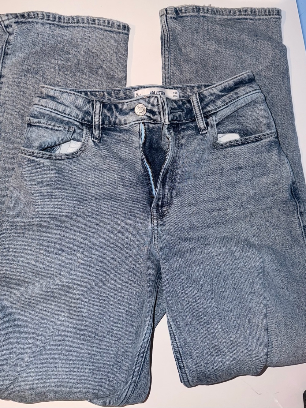 Hollister Women's Stonewash High-Rise Distressed Straight Jeans
